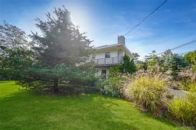 3 Jefferson Ave., Hampton Bays, NY 11946 - Photo 3