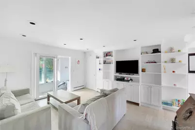 3 Jefferson Ave., Hampton Bays, NY 11946 - Photo 9