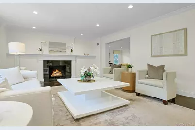 22 Leatherstocking Lane, Scarsdale, NY 10583 - Photo 5