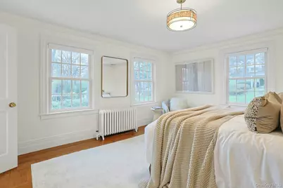 92 Walworth Avenue, Scarsdale, NY 10583 - Photo 15