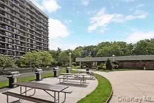 152-18 Union Tpke, Flushing, NY 11367 - Photo 5