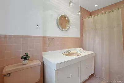 171 Griffen Avenue, Scarsdale, NY 10583 - Photo 19