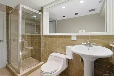 171 Griffen Avenue, Scarsdale, NY 10583 - Photo 27