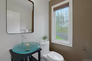 171 Griffen Ave, Scarsdale, NY 10583 - Photo 17