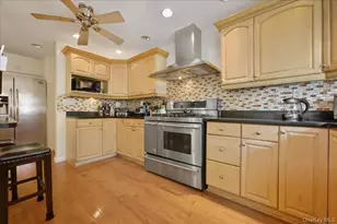 88-37 249th St, Bellerose, NY 11426 - Photo 9