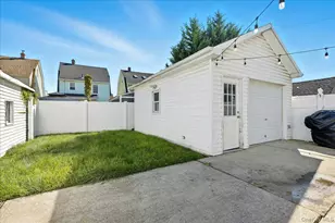 88-37 249th St, Bellerose, NY 11426 - Photo 23