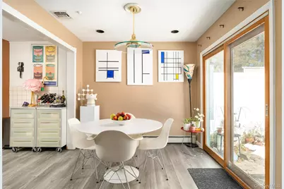 6 Georgian Court, Coram, NY 11727 - Photo 9