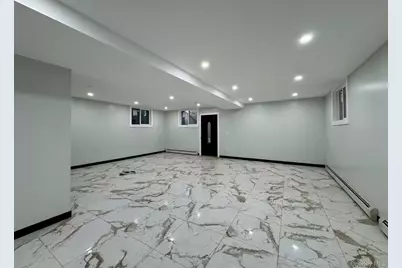 6111 168th Street, Fresh Meadows, NY 11365 - Photo 19