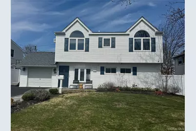 49 Downhill Lane, Wantagh, NY 11793 - Photo 1