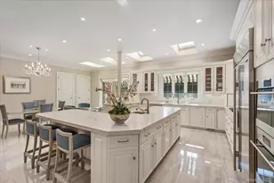 10 Colonial Dr, Upper Brookville, NY 11545 - Photo 19