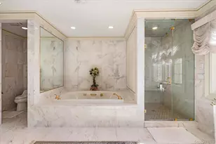 10 Colonial Dr, Upper Brookville, NY 11545 - Photo 27