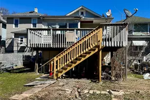 95 Dupont Ave, Newburgh, NY 12550 - Photo 11