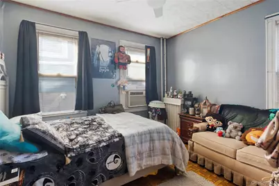 7526 166th Street, Fresh Meadows, NY 11366 - Photo 15