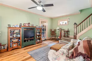 81-31 164th Pl, Jamaica, NY 11432 - Photo 7