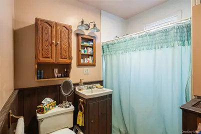 8131 164th Place, Jamaica, NY 11432 - Photo 17