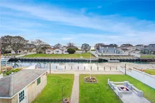 15 Marlin Rd, East Quogue, NY 11942 - Photo 9