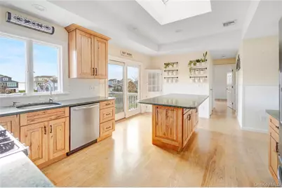 15 Marlin Road, East Quogue, NY 11942 - Photo 11