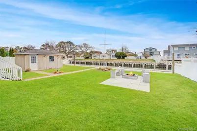 15 Marlin Road, East Quogue, NY 11942 - Photo 17