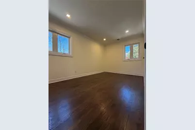 16 Lincoln Drive, Oakdale, NY 11769 - Photo 11