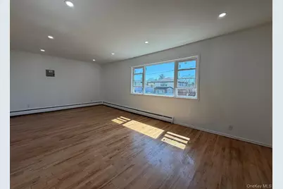 1 Munro Blvd Boulevard #2F, Valley Stream, NY 11581 - Photo 3