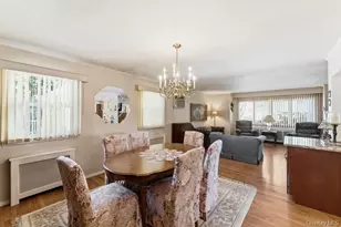 15 Woodlawn Ave, Valley Stream, NY 11581 - Photo 7