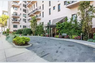100 W Broadway #3-D, Long Beach, NY 11561 - Photo 1