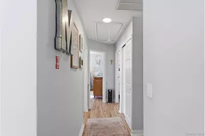 9 Fox Lane, Shoreham, NY 11786 - Photo 5