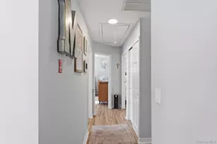 9 Fox Ln, Shoreham, NY 11786 - Photo 5