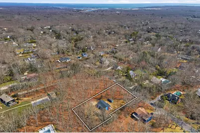 9 Clinton Street, White Sulphur Springs, NY 11937 - Photo 3