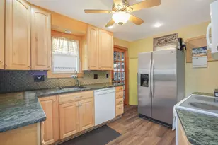 4 Crestwood Blvd, Poughkeepsie, NY 12603 - Photo 9