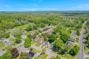 4 Crestwood Blvd, Poughkeepsie, NY 12603 - Photo 25