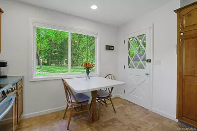 253 Maple Road, Valley Cottage, NY 10989 - Photo 15