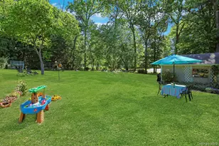 253 Maple Rd, Valley Cottage, NY 10989 - Photo 27