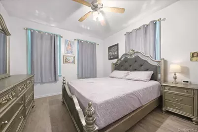 1974 Lafontaine Avenue #2E, Bronx, NY 10457 - Photo 7