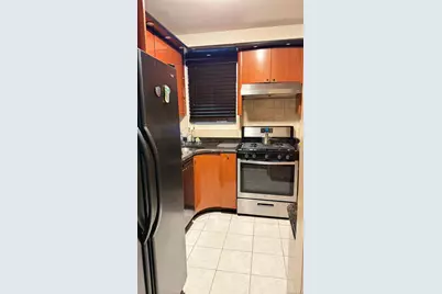 9710 62nd Drive #5E, Rego Park, NY 11374 - Photo 3