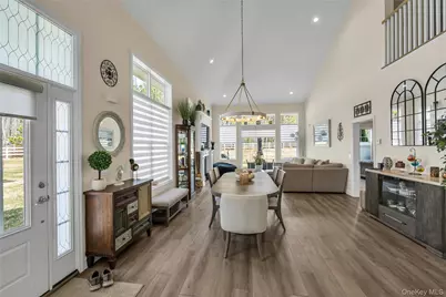 191 Belmont Circle, Yaphank, NY 11980 - Photo 9