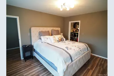 59-17 58th Avenue, Maspeth, NY 11378 - Photo 5