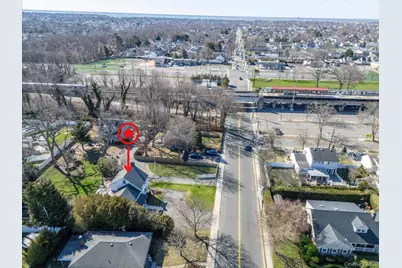 1885 Washington Avenue, Seaford, NY 11783 - Photo 49