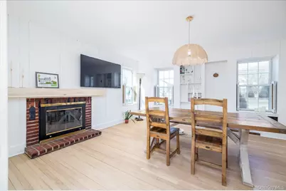 1885 Washington Avenue, Seaford, NY 11783 - Photo 15