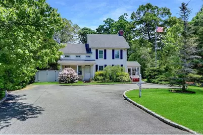 1885 Washington Avenue, Seaford, NY 11783 - Photo 1