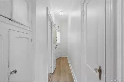 6063 Catalpa Avenue, Ridgewood, NY 11385 - Photo 15