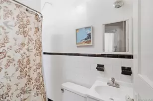 60-63 Catalpa Ave, Ridgewood, NY 11385 - Photo 25