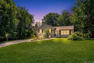 27 Franklin Rd, Hyde Park, NY 12538 - Photo 3