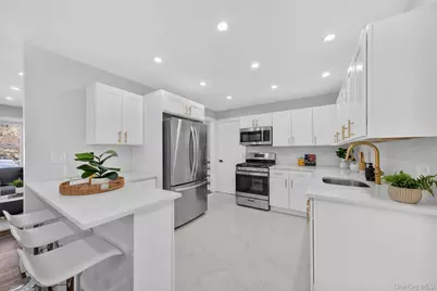 27 Franklin Road, Hyde Park, NY 12538 - Photo 15