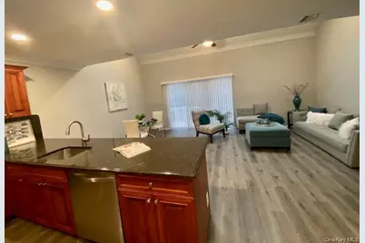 40 Neal #40, Setauket, NY 11733 - Photo 3