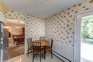 10 Wallace Dr, Plainview, NY 11803 - Photo 11