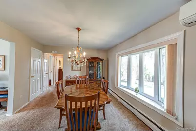 10 Wallace Drive, Plainview, NY 11803 - Photo 5