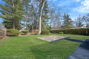 95 Horton Dr, Huntington Station, NY 11746 - Photo 21