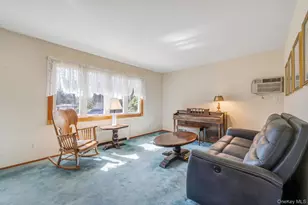 95 Horton Dr, Huntington Station, NY 11746 - Photo 5