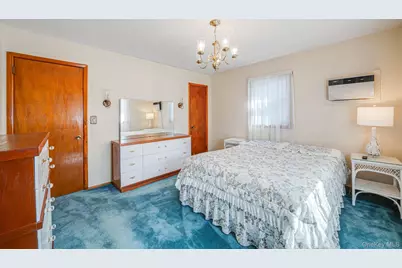 95 Horton Drive, Huntington Station, NY 11746 - Photo 7